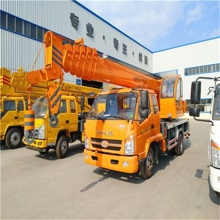 会昌吊门窗的小型吊车怎么收费